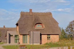 Reetdorf Geltinger Birk Künstlerkate Moorochse, Nieby